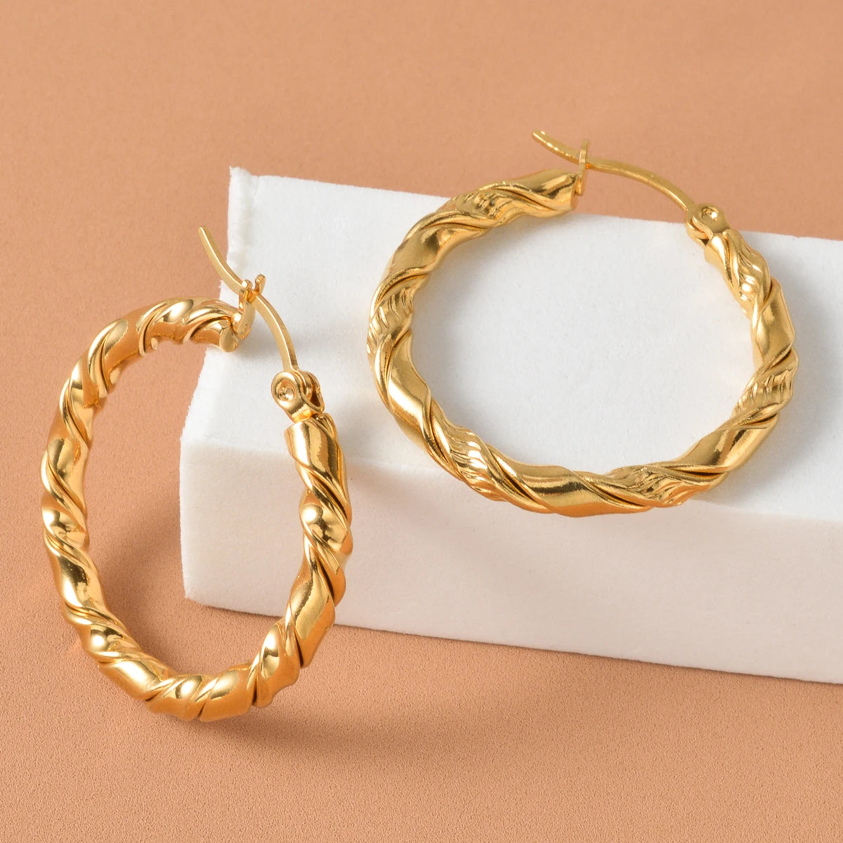 10PCS Set Batch 316L Stainless Steel Hoop Earrings Metalic Geometric Stud Earrings Circular Accessories Jewelry Gifts Wholesale