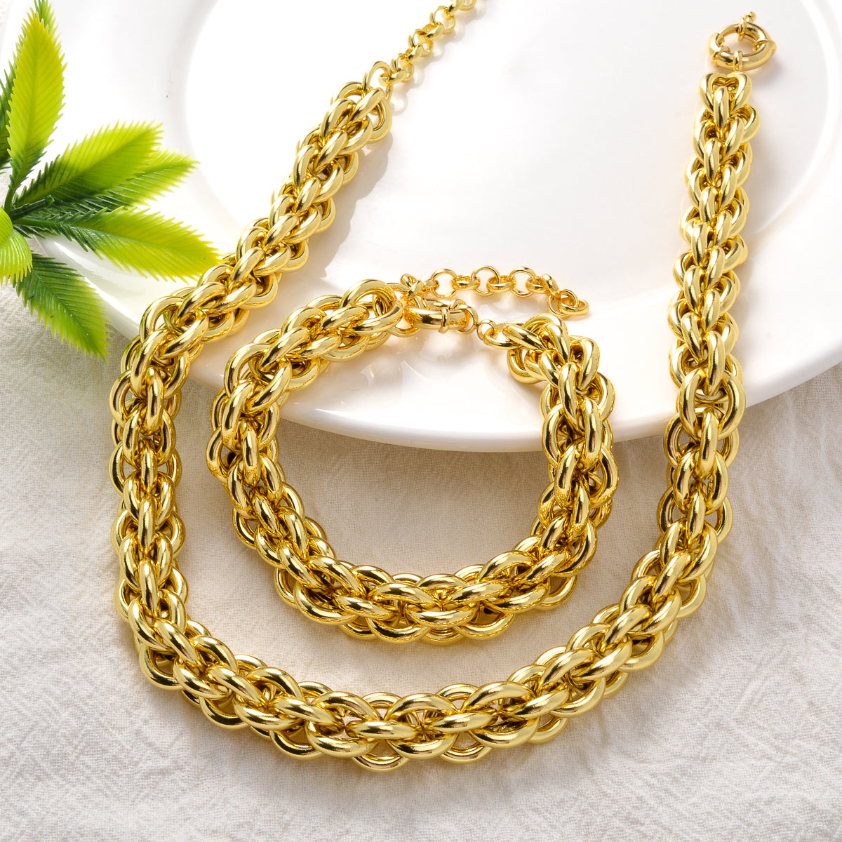 Custom Luxury Hiphop Jewellery 18k Gold Plated Copper Necklace Bracelet Jewelry Sets Women