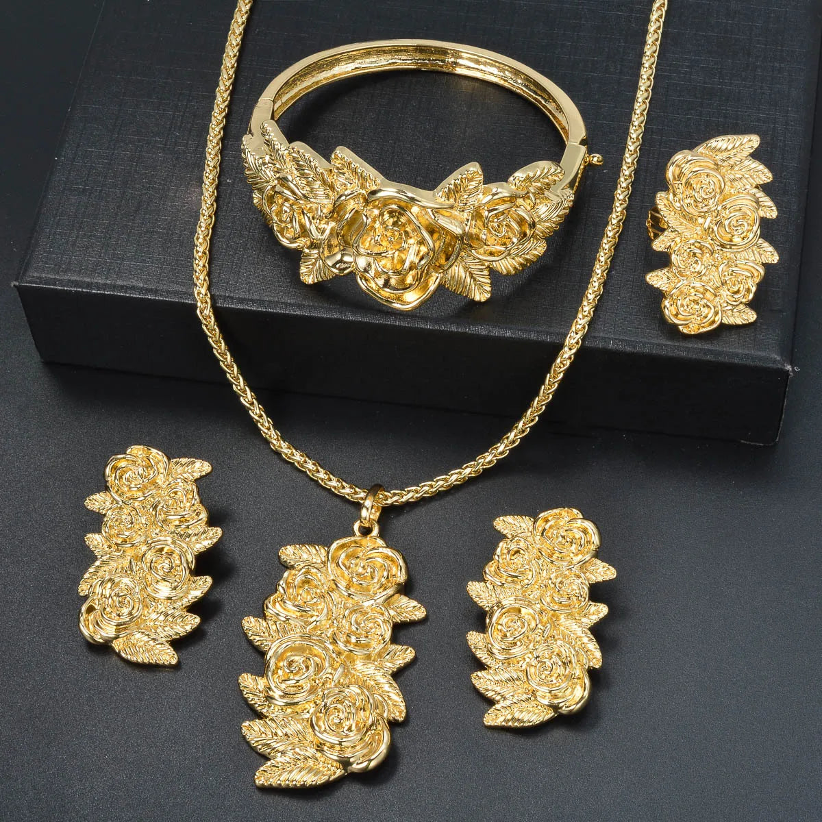 Fashion Dubai Luxury 14K Gold Plated Flower bracelet necklace ring earring Jewelry Set