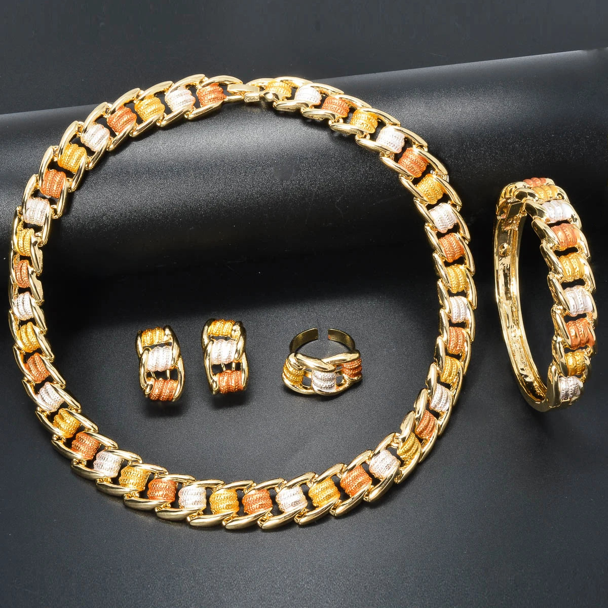 Fashion Dubai Luxury 14K Gold Plated bracelet necklace ring earring Jewelry Set