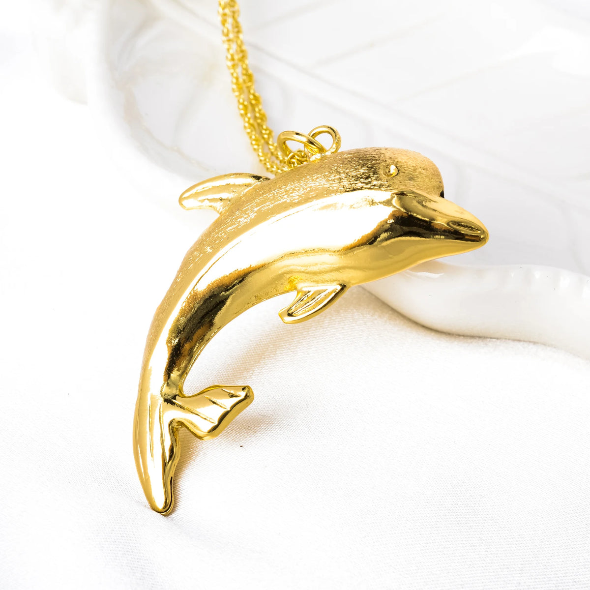 ZEADear Jewelry Fashion Necklace/Collar Fish Pendant Copper Hollow Animal Cute Style For Women Man High Quality Classic Gift