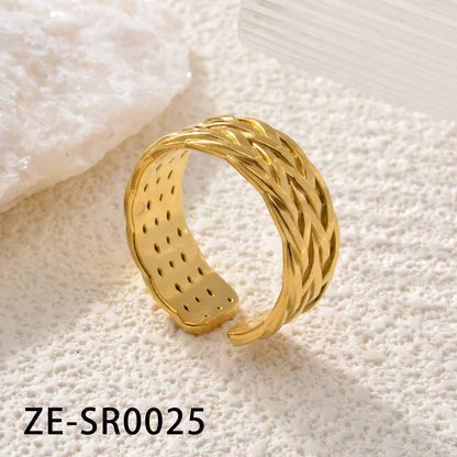Non Tarnish Waterproof 18k Gold Plated Stainless Steel Snake Adjustable Jewelry open Ring