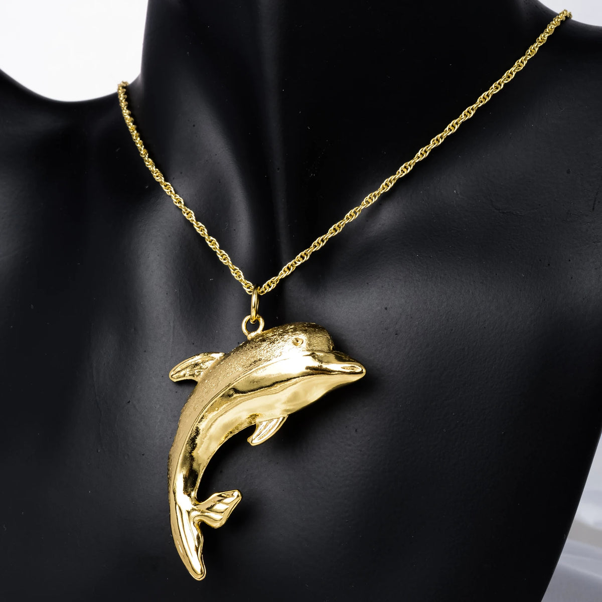 ZEADear Jewelry Fashion Necklace/Collar Fish Pendant Copper Hollow Animal Cute Style For Women Man High Quality Classic Gift