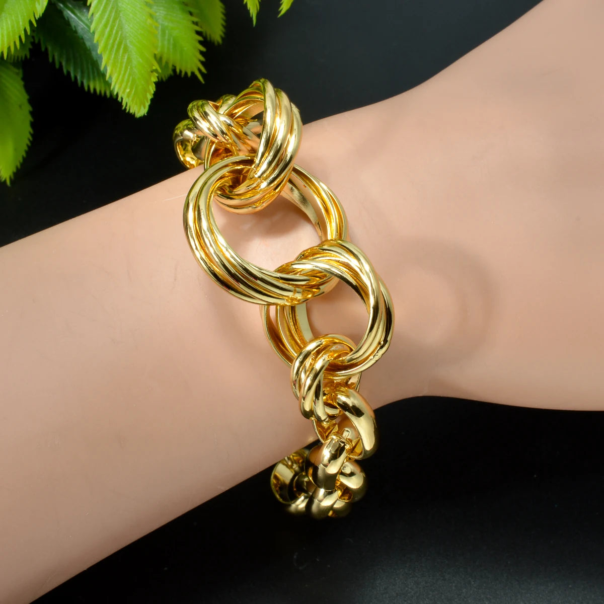 Custom Wholesale Jewellery Fashion Dubai Gold Plated Luxury Bridal Wedding Earring Bracelet Necklace Jewelry Sets Women