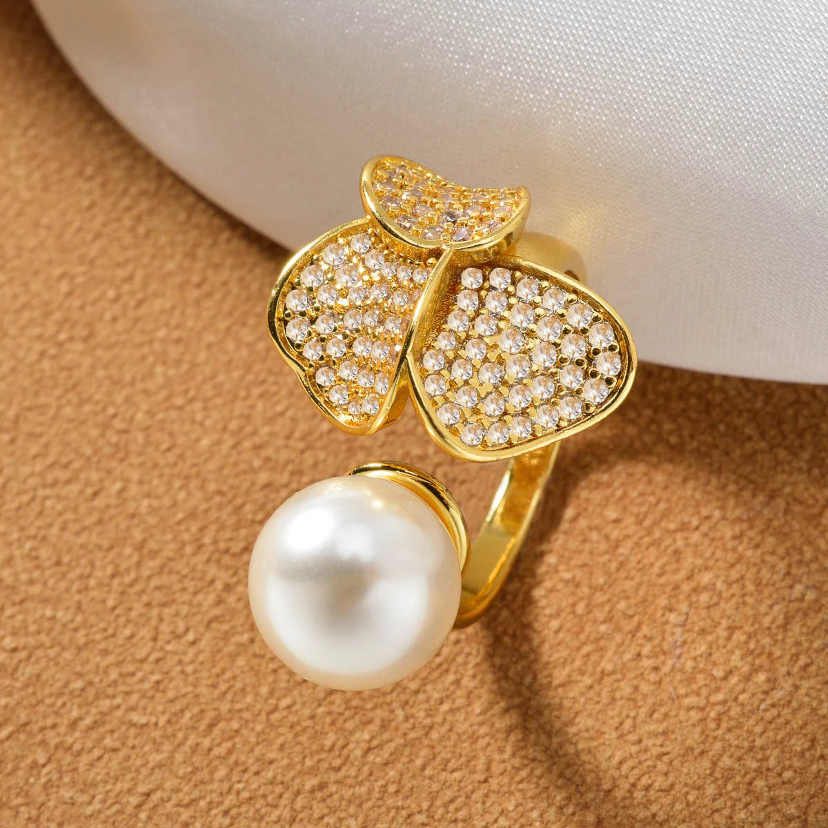 Fashion Simple wholesale Jewelry 18K Gold Plated ball Copper pearl Design Open Adjustable Size zircon Rings Women