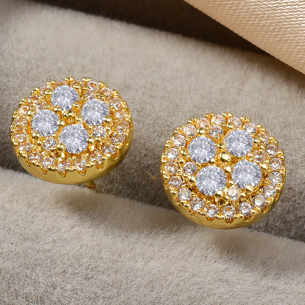 Wholesale Multi Styles Rhinestone heart Hypoallergenic 18K Gold Plated zircon stud Earrings for Women