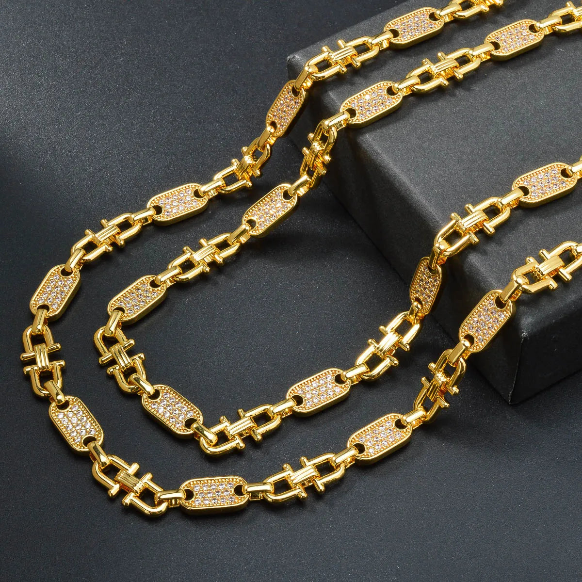 Fashion luxury Italy 750 14k gold plated high quality Copper Horseshoe Link Chain Necklace For Women