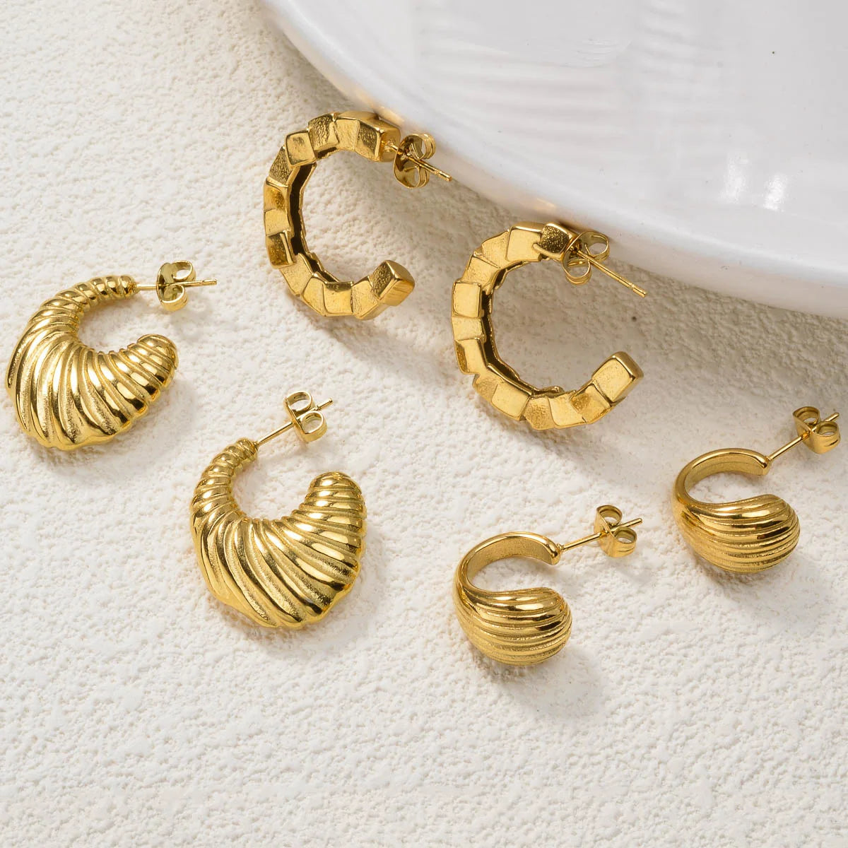New Arrival Fashion Luxury Custom 18k Gold Plated Stainless Steel CC Earrings Women