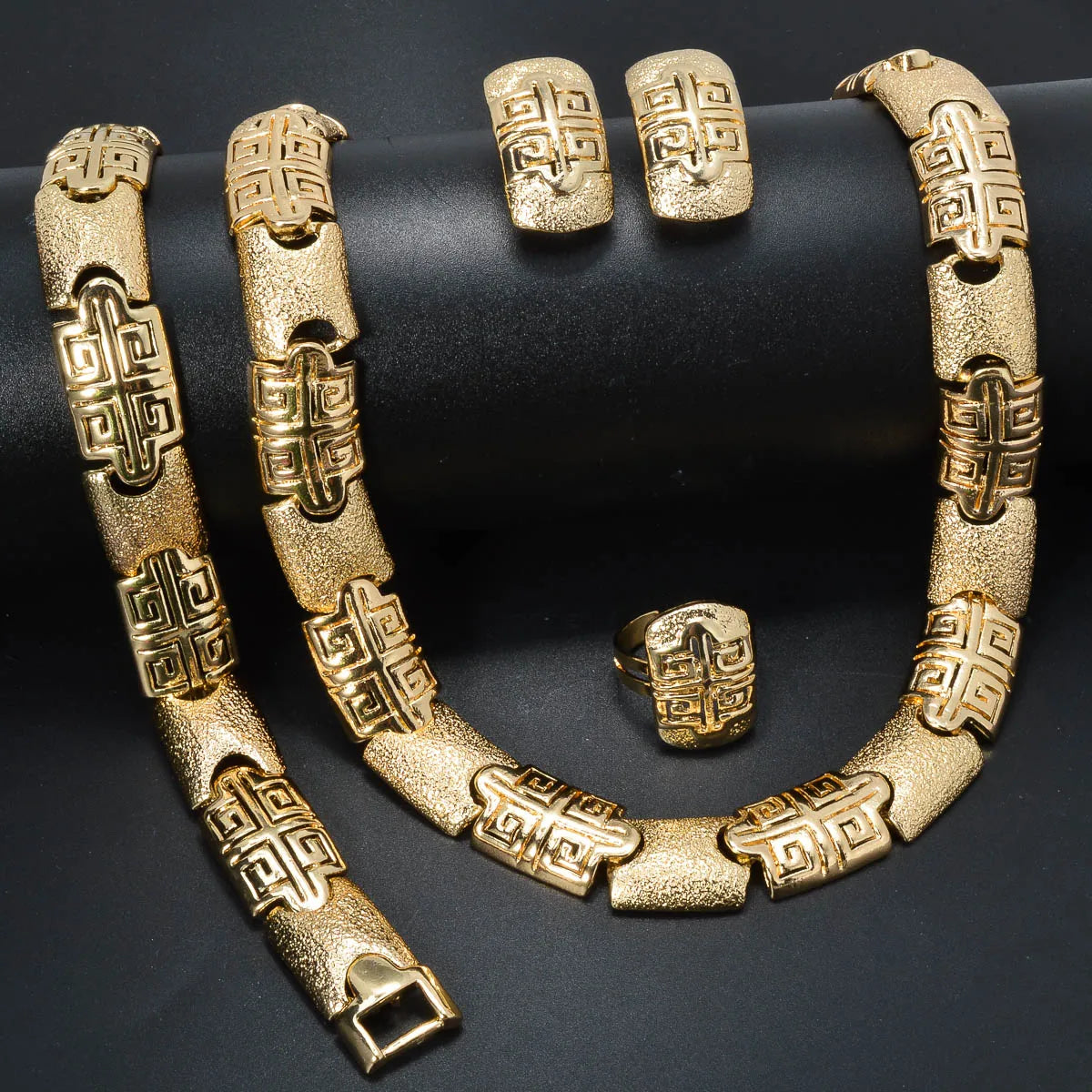 Fashion Saudi 18K Gold Plated Wholesales Cheap Bridal African Women Jewelry Set