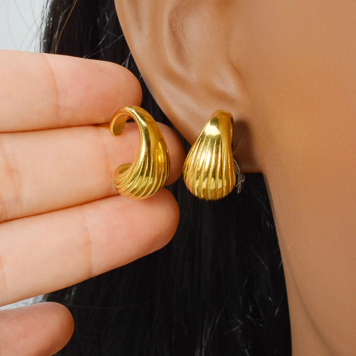 New Arrival Fashion Luxury Custom 18k Gold Plated Stainless Steel CC Earrings Women