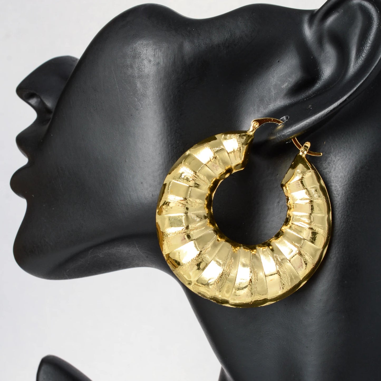 Fashion Classic Jewelry for African Earrings Fashion party earrings for romantic hip-hop trends gold plated hoops