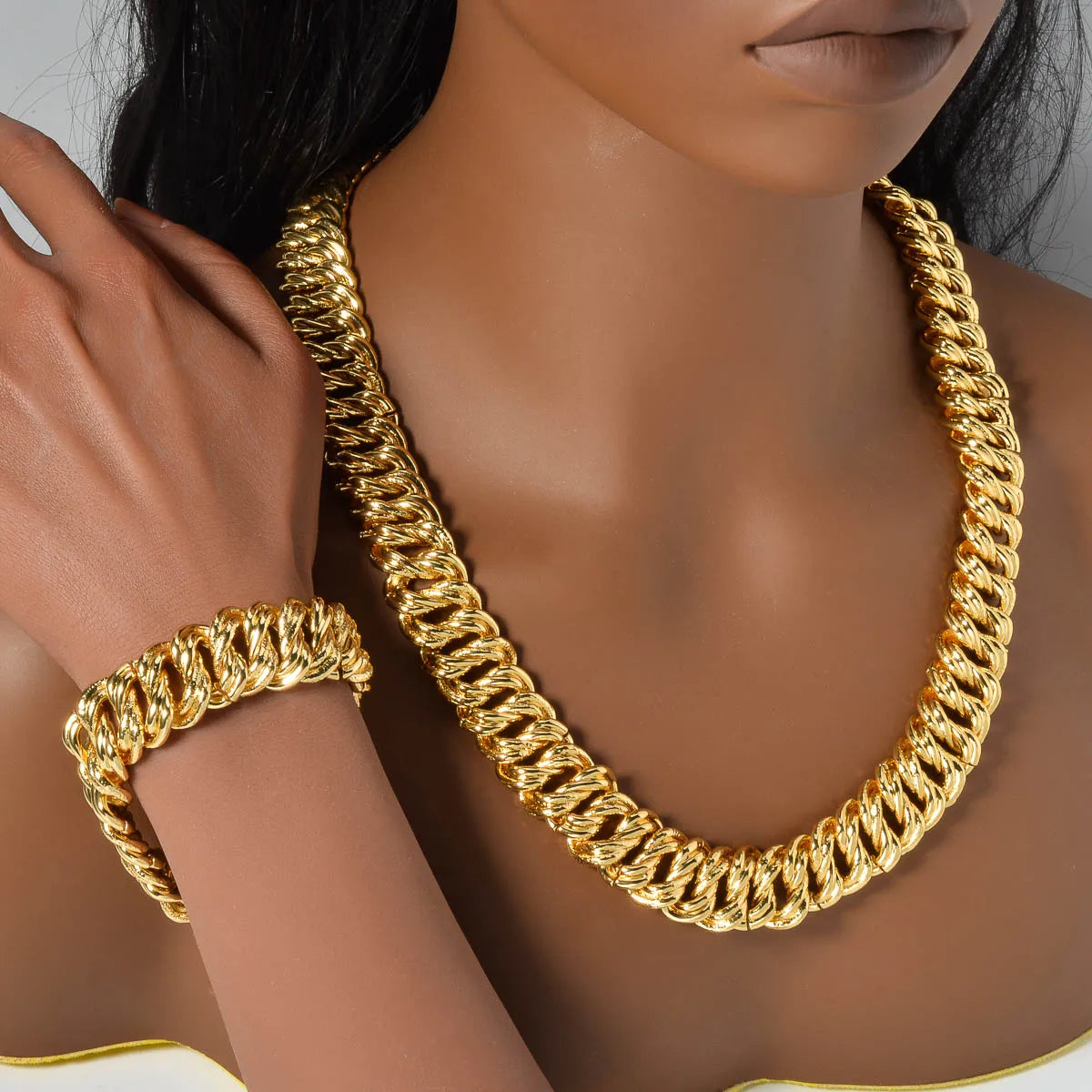 Custom Luxury 18k Gold Plated Copper chunky link chain Necklace and Bracelet Jewelry Sets Women