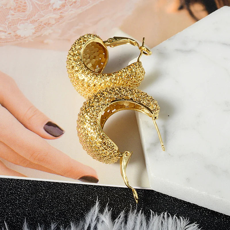 2021 Fashion New New Design Clip Earrings For Women High Quality Classic Jewelry For Daily Wear Anniversary