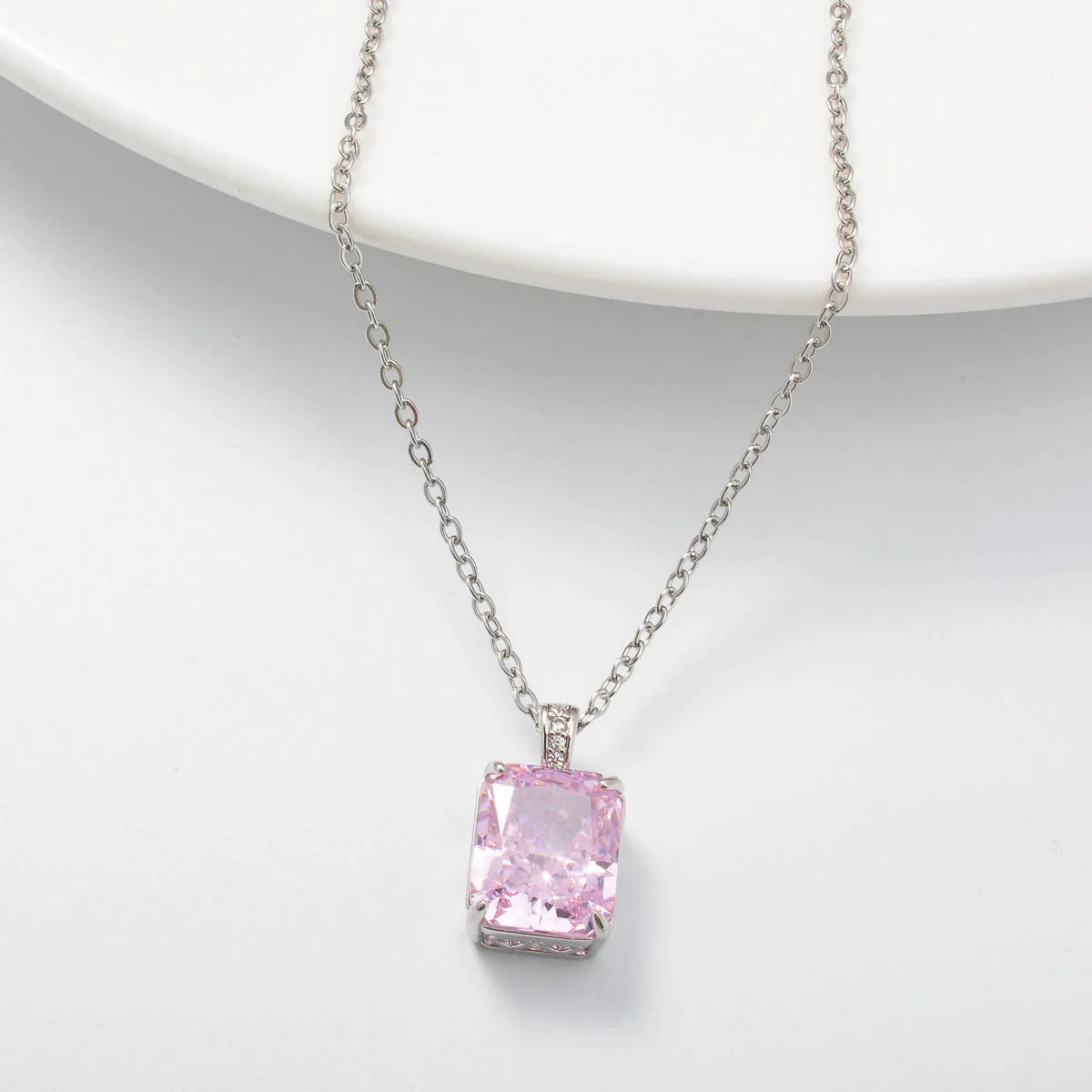ZEADear Elegant Pendant Gift for Girl Cubic Shiny Zircon Necklace Copper Metal Chain Link High Quality Jewelry Neck Charms Women