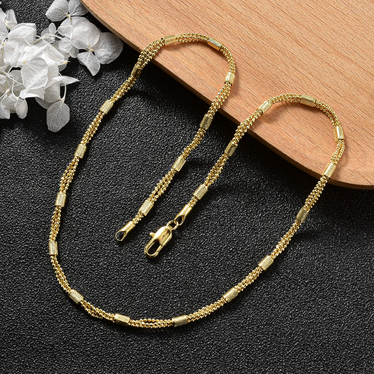 Textured Beaded Tube Link Necklace Shiny Gold Tone Copper Chain Unisex Fashion Jewelry Daily Outfit Wedding Anniversary Gift