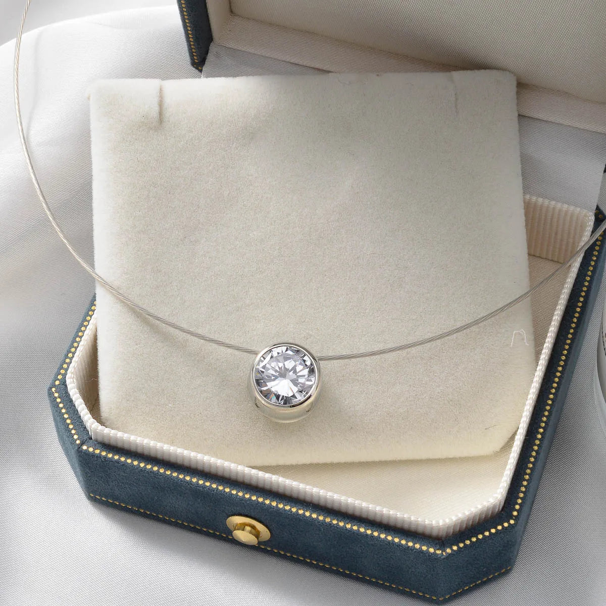 Elegant Necklace Female Luxury Big Zircon Pendant Bridal Wedding Jewelry Italian Cuban Engagement Anniversary Romantic Charm