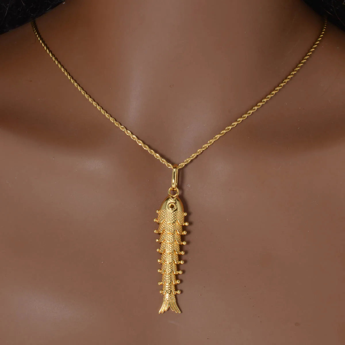 Cute Golden Lucky Fish Pendant Necklace 18k Gold-plated Fashionable Holiday Gift Jewelry Accessory Men Women Pendant Necklace