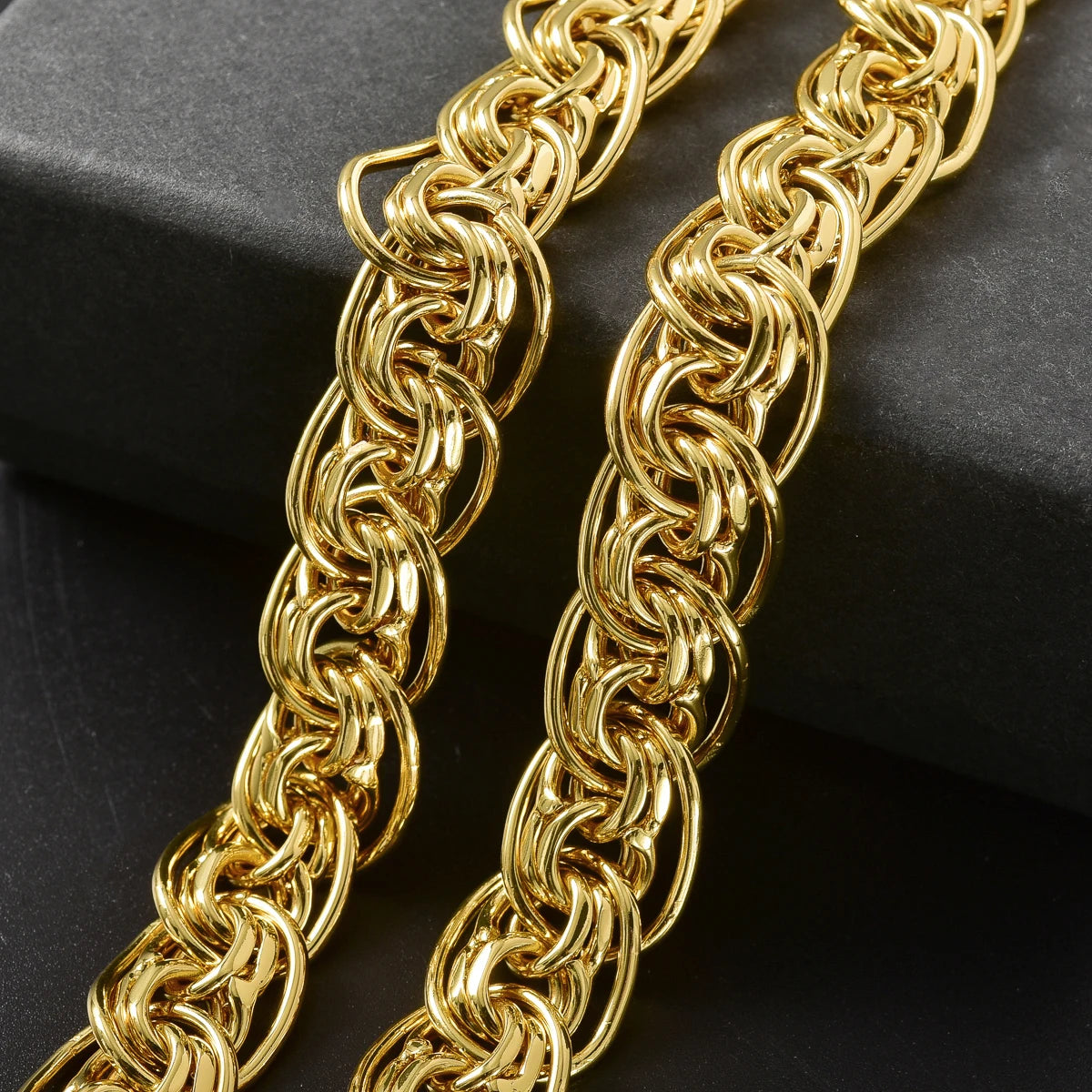 Wide Loop Gold Copper Necklace Large Interwoven Chino Link Chain Necklace Oversized Neck Jewelry Trendy Style New Arrival