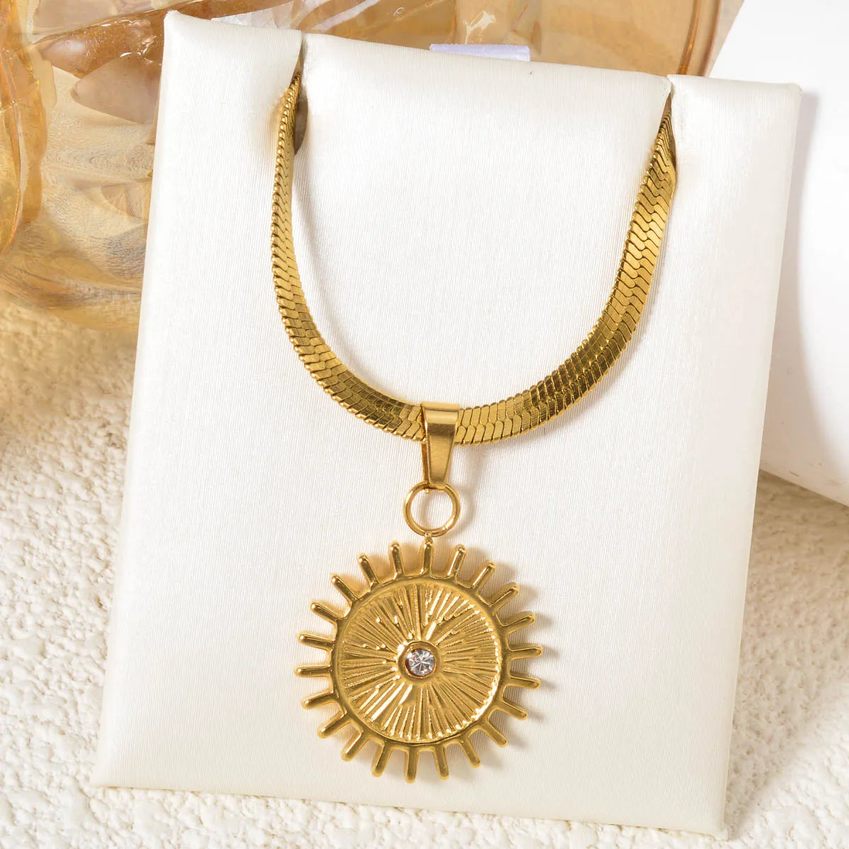 Stainless Steel Necklace Sun And Moon Art Pendant Simple Neck Chain Hip-hop Daily Jewelry Accessories Wen Women Gifts Necklace