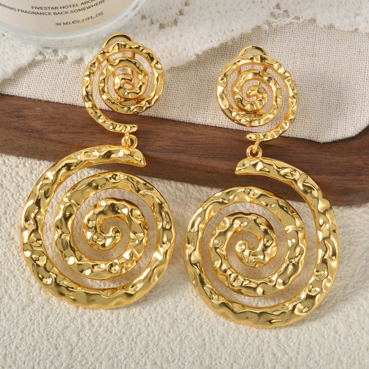 18k Gold-plated Circle Spiral Hoop Earrings Art Copper Drop Earrings Heart-shaped Round Luxury Women Jewelry Accessories Gifts