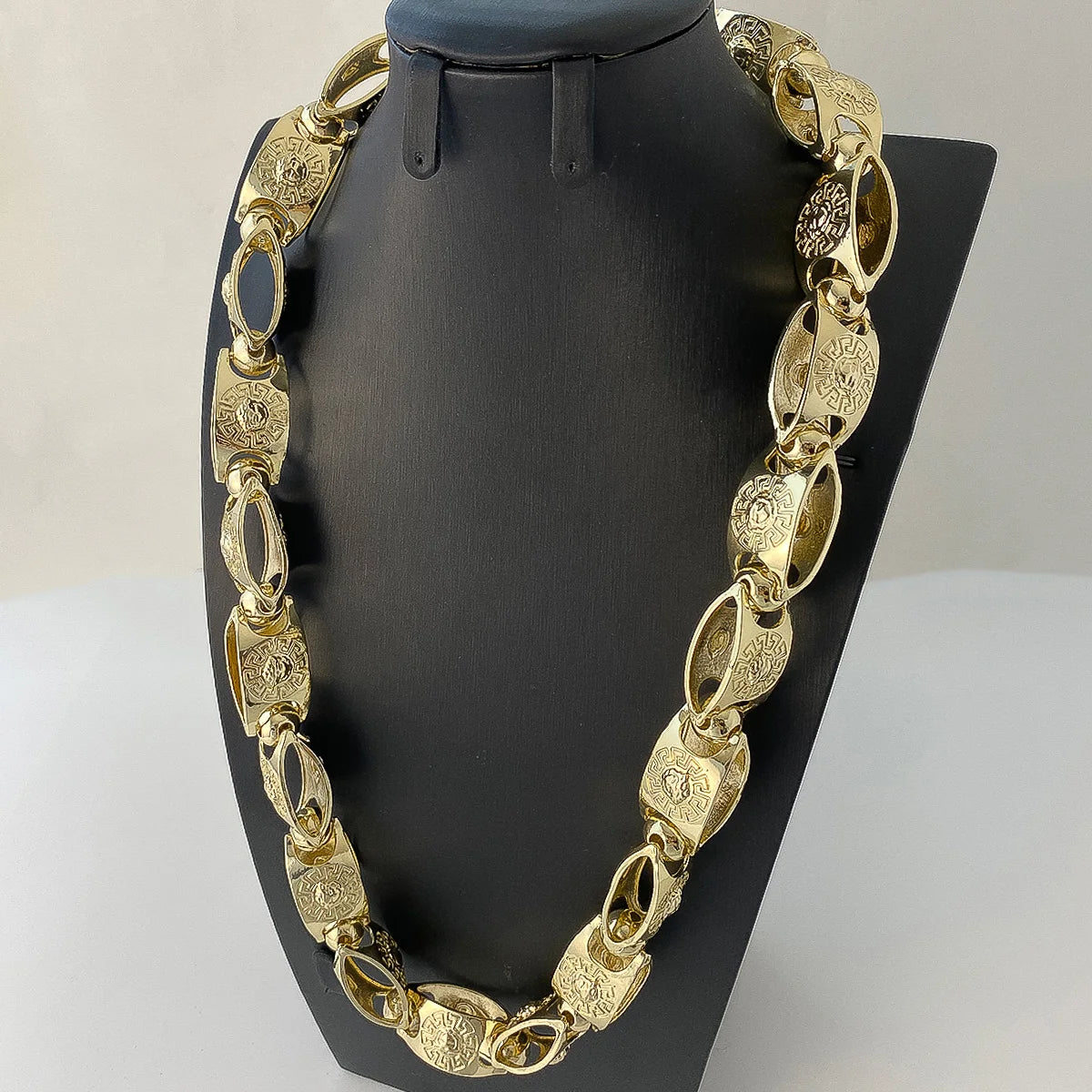 Men Heavy Gold Tone Copper Chain Necklace Oversized Link Hip Hop Street Neck Ornament For Daily Dating Club Occasion Gift