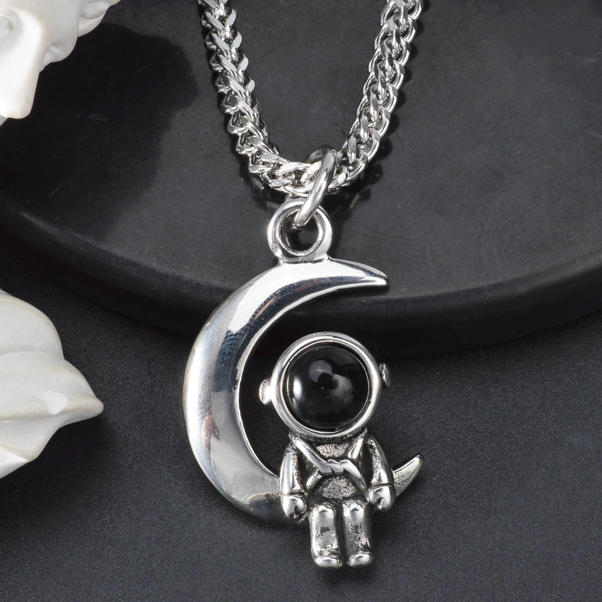 DIY Pendant Necklace Accessories Astronauts Spacewalk Stainless Steel Pendant Moon Stars Jewelry Charm Neck Chain Gifts