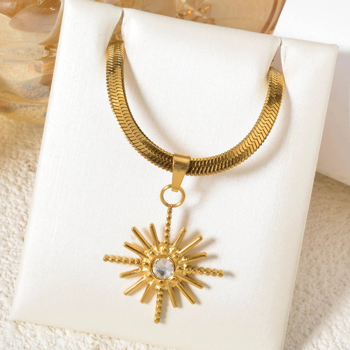 Stainless Steel Necklace Sun And Moon Art Pendant Simple Neck Chain Hip-hop Daily Jewelry Accessories Wen Women Gifts Necklace