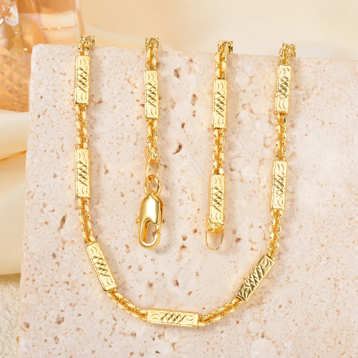 18 Gold Plated Copper Necklace 750 Classic Necklace Irregular Geometric Chain-style Neck Chain Long Jewelry Accessories Gifts