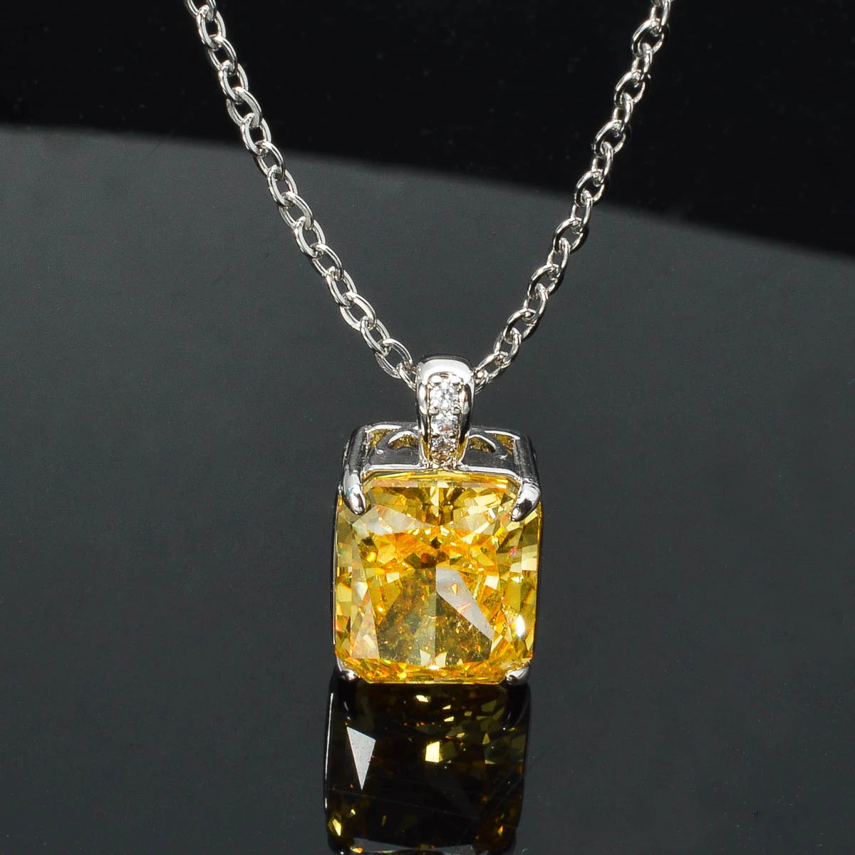 ZEADear Elegant Pendant Gift for Girl Cubic Shiny Zircon Necklace Copper Metal Chain Link High Quality Jewelry Neck Charms Women