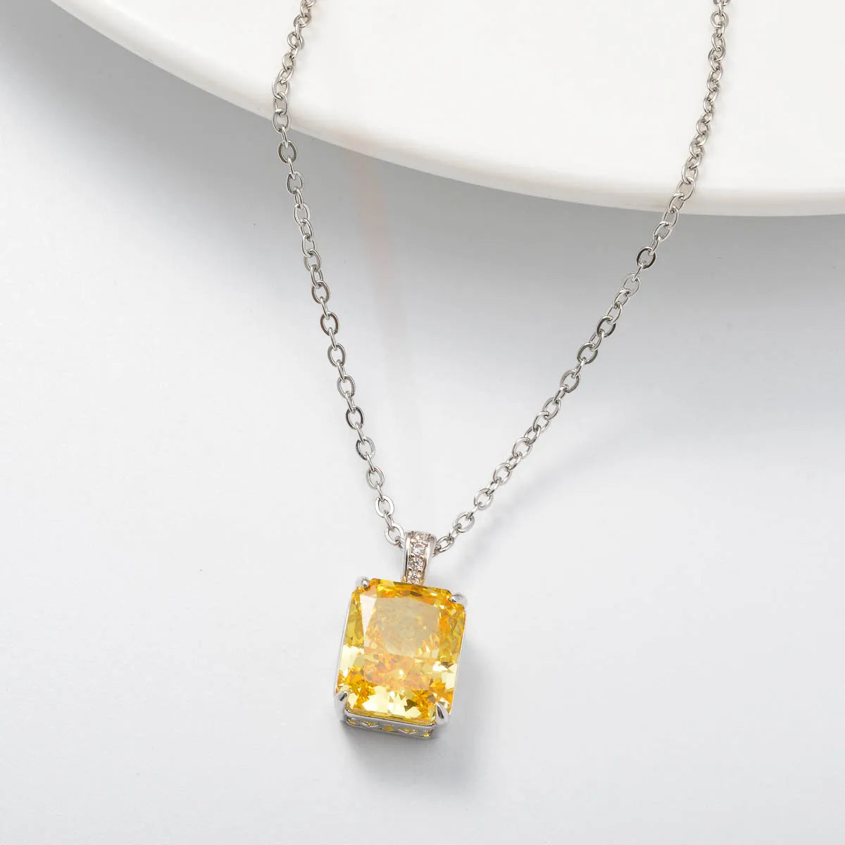 ZEADear Elegant Pendant Gift for Girl Cubic Shiny Zircon Necklace Copper Metal Chain Link High Quality Jewelry Neck Charms Women