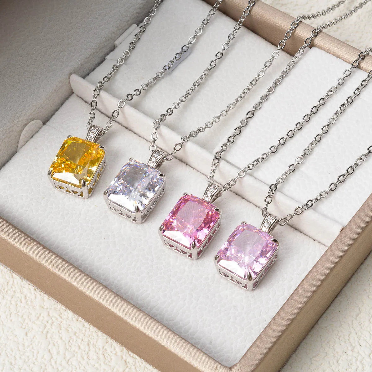 ZEADear Elegant Pendant Gift for Girl Cubic Shiny Zircon Necklace Copper Metal Chain Link High Quality Jewelry Neck Charms Women