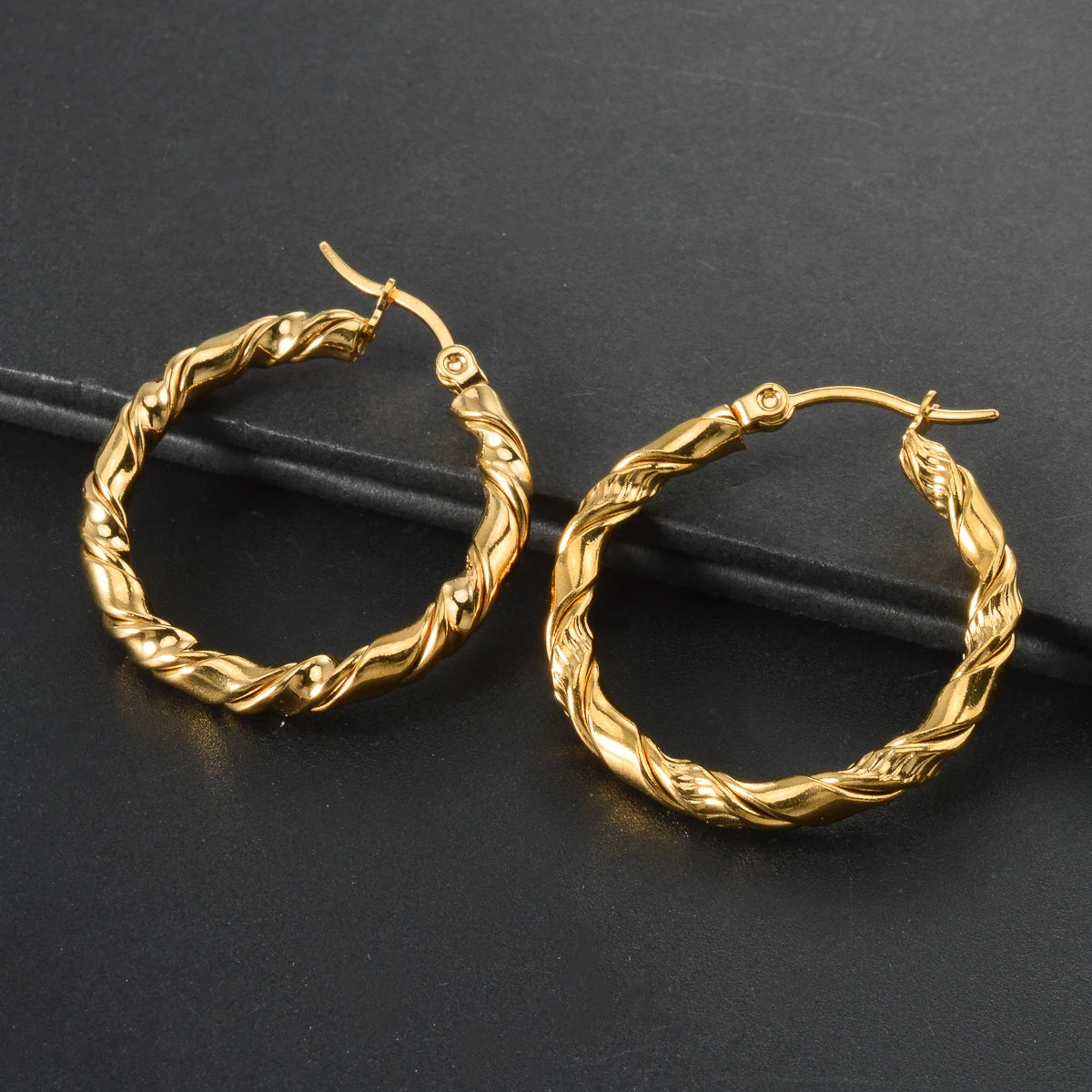 10PCS Set Batch 316L Stainless Steel Hoop Earrings Metalic Geometric Stud Earrings Circular Accessories Jewelry Gifts Wholesale